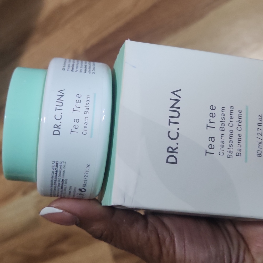Tea Tree Balm - Picture 2 of 2